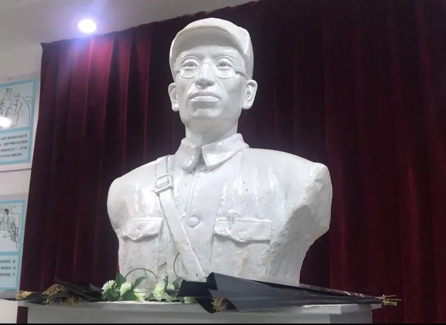 事迹,浓缩在了位于科尔沁区永清街道办事处四楼的徐永清烈士纪念馆里