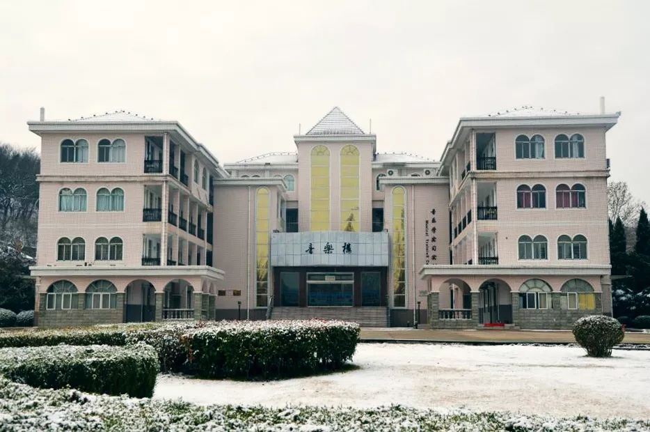 滁州这所大学五彩斑斓多彩多姿