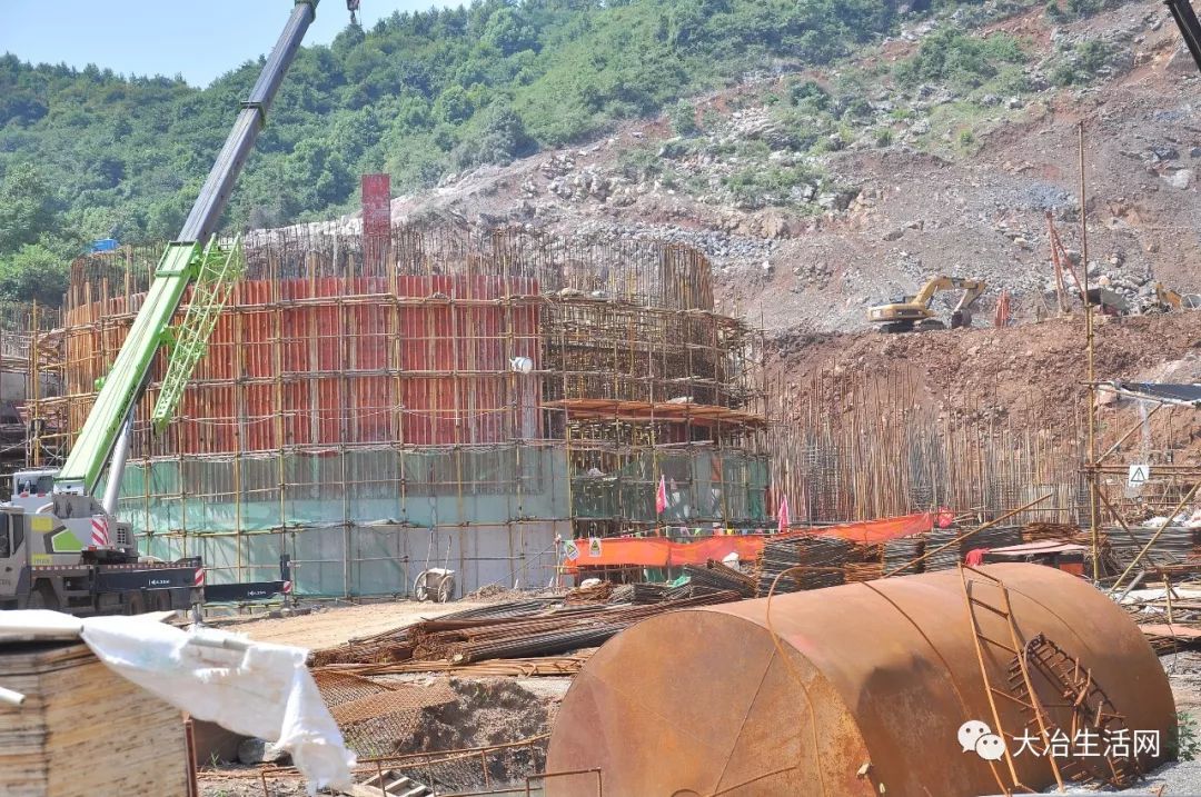 还地桥镇这是要飞的节奏,一天拉练16个重点项目