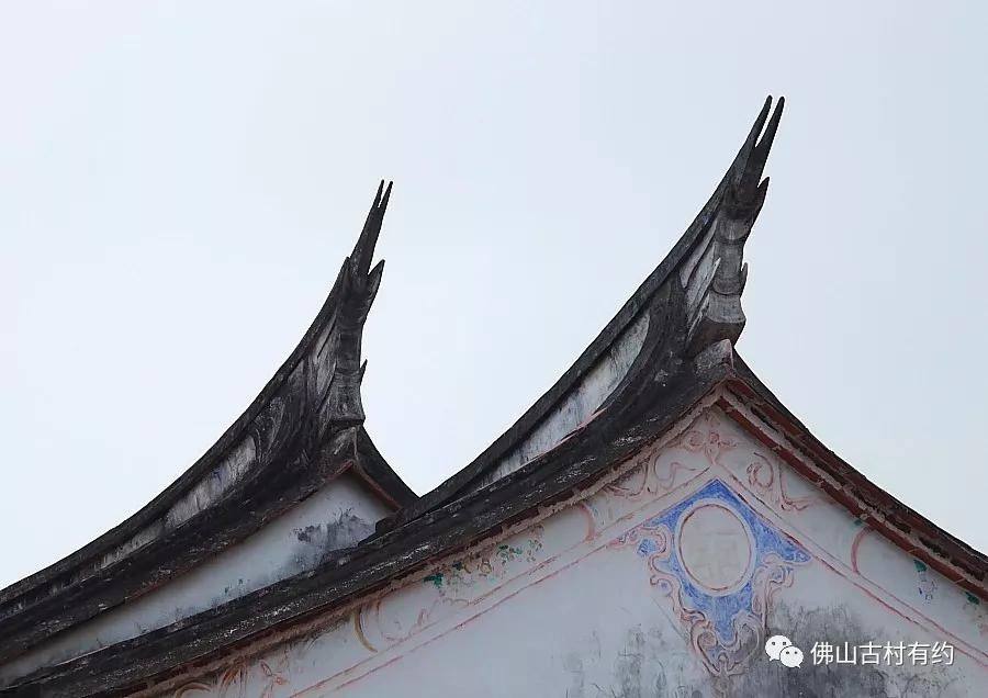 闽派建筑梦回客家土楼怀旧古马鞍墙