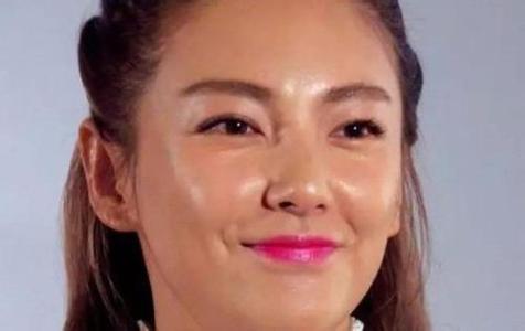 皮肤老是出油6种方法教你摆脱大油田