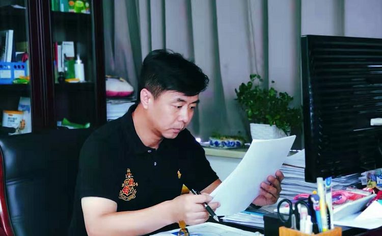 身边好人系列许昌市文化投资有限责任公司副总经理窦智