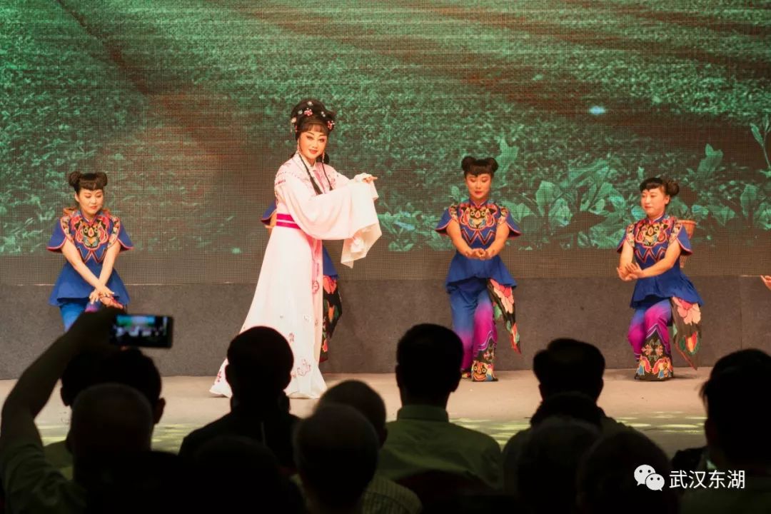 好戏连演7天就在东湖长天楼