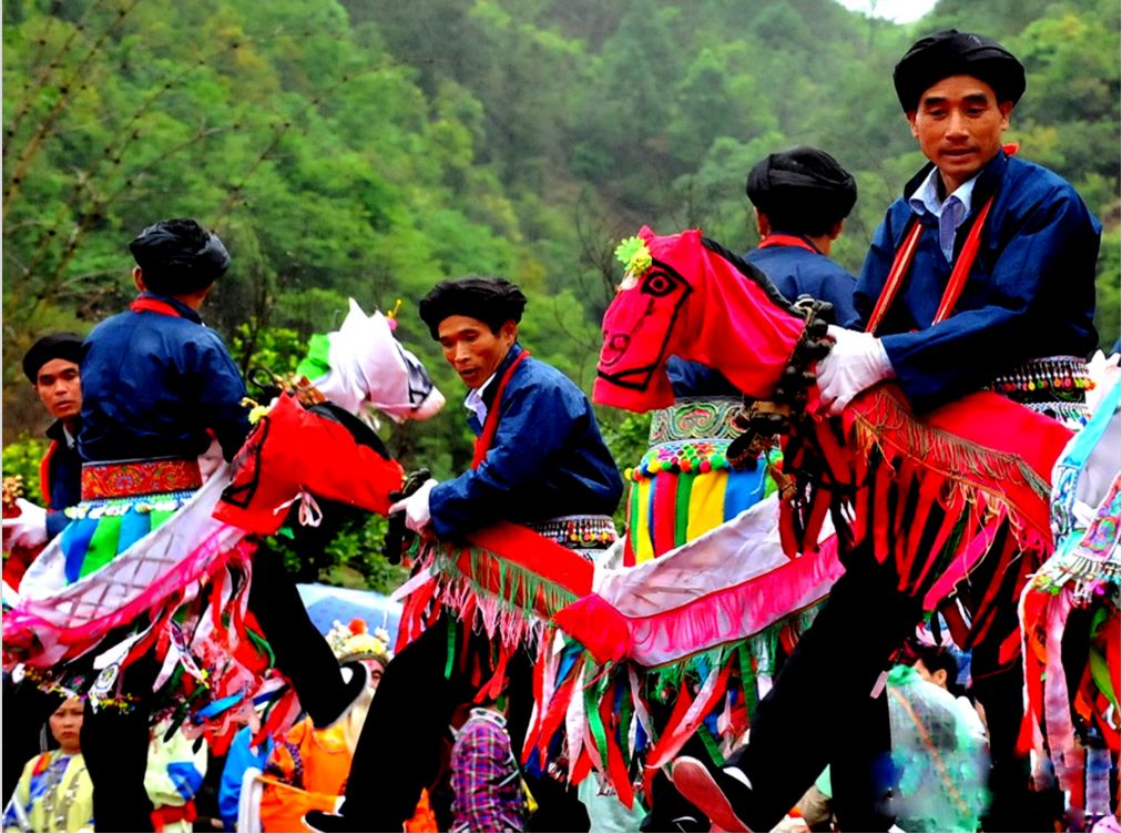 国家级网红广南纸马舞