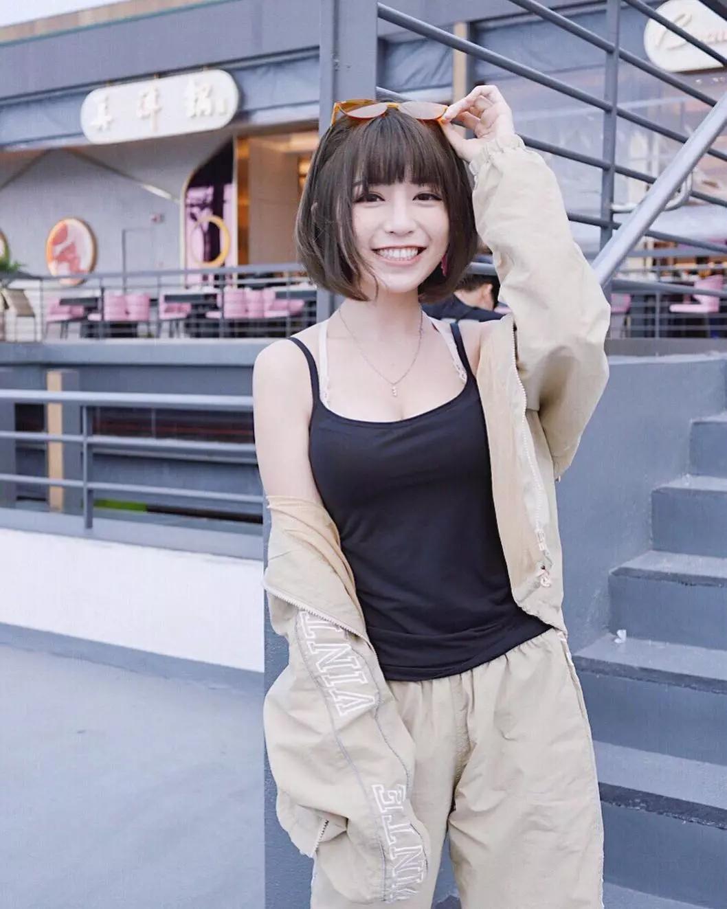 最后,为姐夫们献上黄洁琪的ins账号(mikowong),喜欢的姐夫可以自行