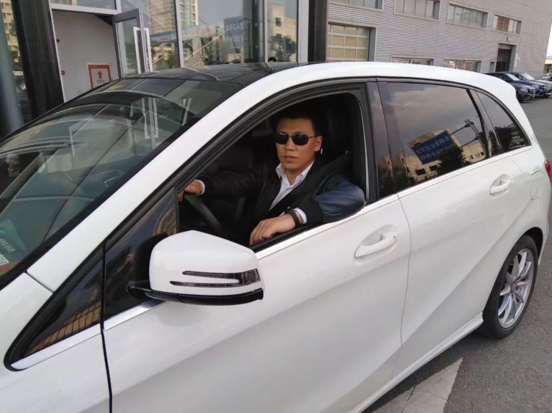 车主信息车主:周先生车型:梅赛德斯-奔驰b级职业:企业中层管理爱好