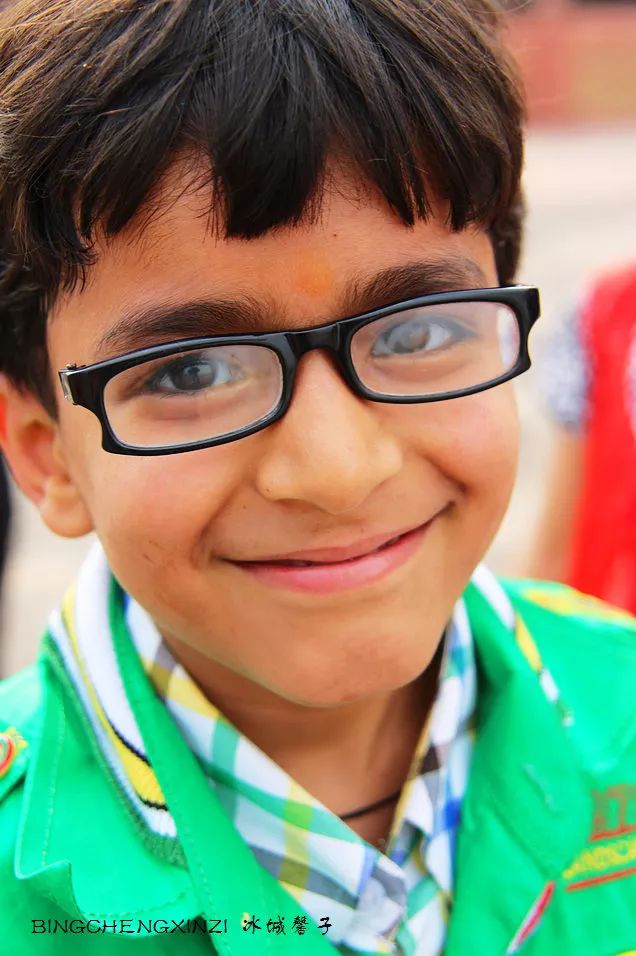 印度可爱的大眼睛宝宝们