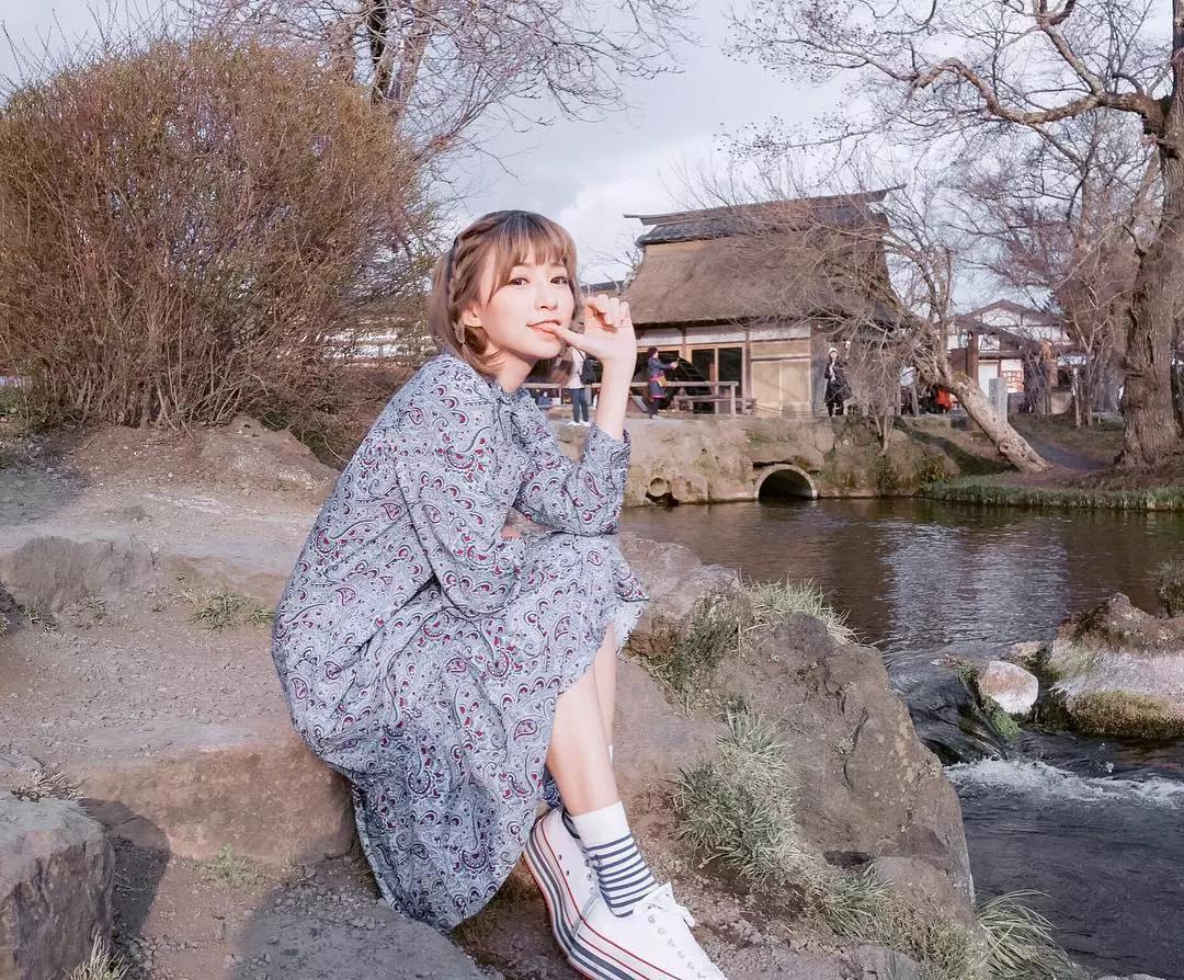 最后,为姐夫们献上黄洁琪的ins账号(mikowong),喜欢的姐夫可以自行