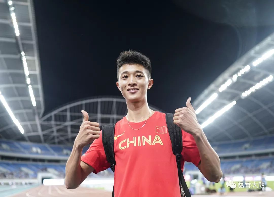 1747米大朗小伙吴瑞庭创个人最好成绩位居世界男子三级跳第六名