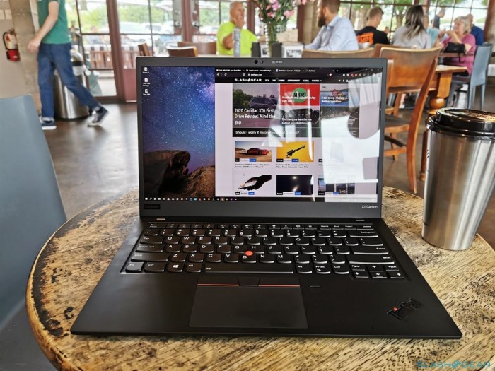 顶配版ThinkPad X1 Carbon评测：牺牲续航换4K屏幕值吗