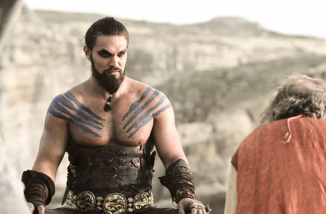 从《权力的游戏》中战斗民族多斯拉克族的多斯拉克语.