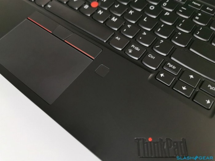 顶配版ThinkPad X1 Carbon评测：牺牲续航换4K屏幕值吗