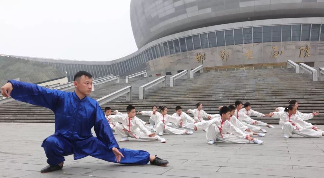 邯郸:小小太极拳,三伏健身忙