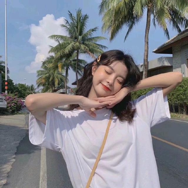 女生头像希望醒来能做个洒脱的人忘掉旧的不安拥有新的快乐