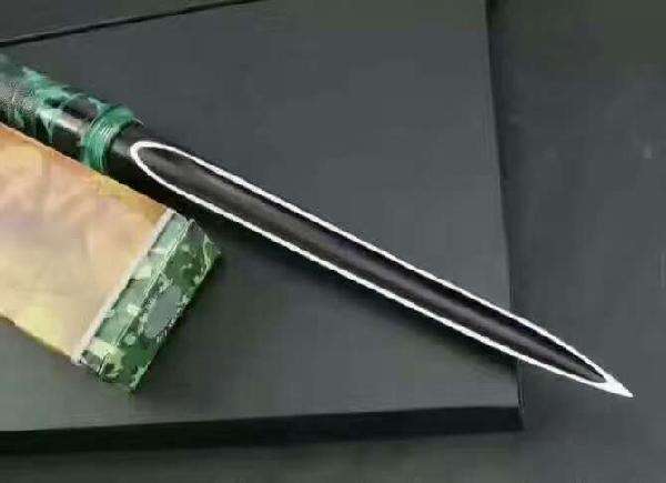 最歹毒的3把军刀其中一把被全球禁用中国军刺能战胜它们吗