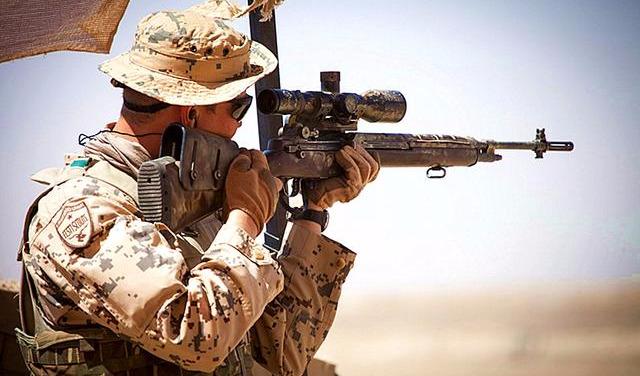 军事丨跨入21世纪美军m14步枪又重见天日再披战袍