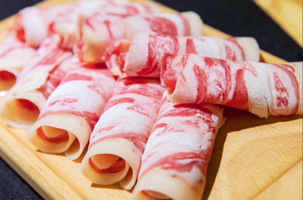 0699抢330元牛莽莽34人火锅套餐牛蛙相间肥牛五花肉乌鸡卷五荤五素