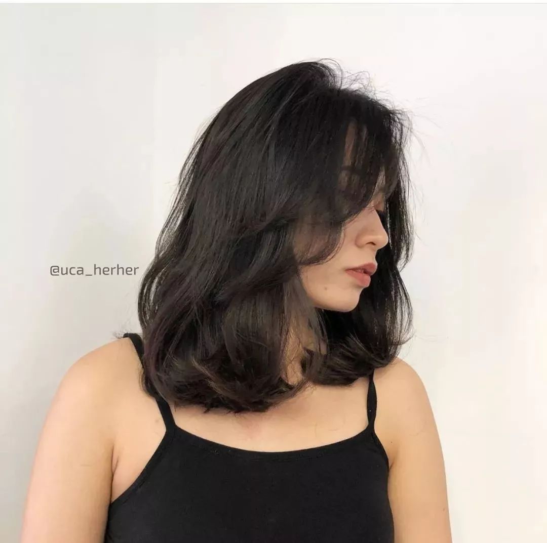 气质长卷发大波浪发型网红大波浪发型女人味十足