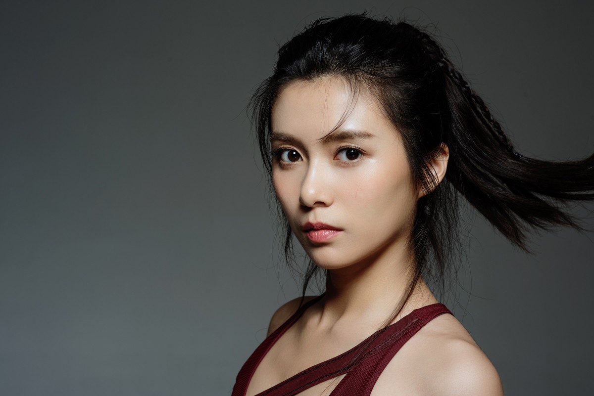 演员俞思远时尚大片曝光 立秋日更博提醒网友贴秋膘也要不忘运动