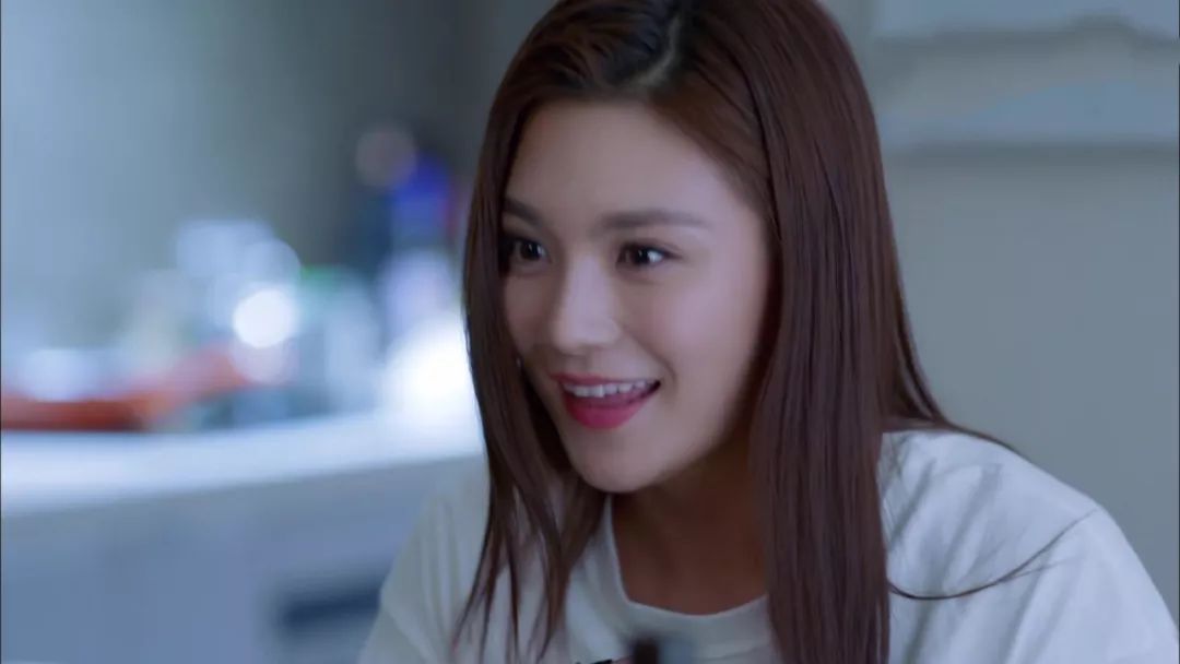 赵茜七夕节请大家吃狗粮