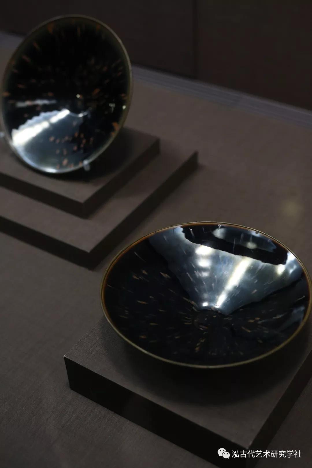 玄青黑色理想玄青新制黑定展