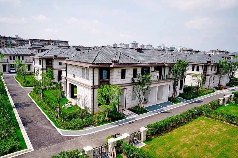 揽山阅湖御系精工伊美城市首府缔造生活高度