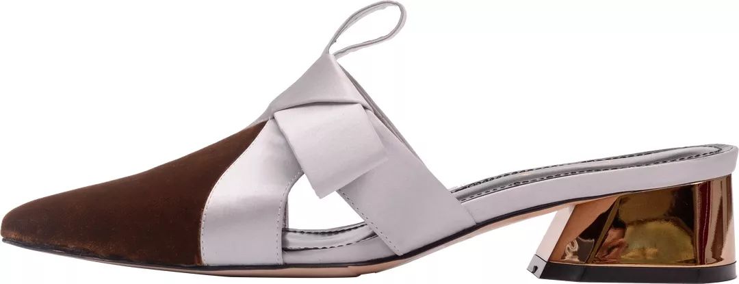 康莉morethanjustcomely