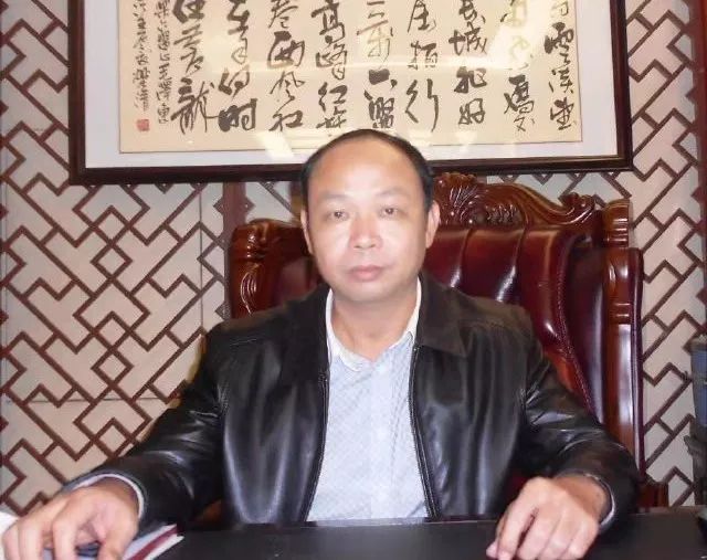 埕头村乡贤,周宝福珠宝实业有限公司董事长蔡文钰先生向莆田市聚德