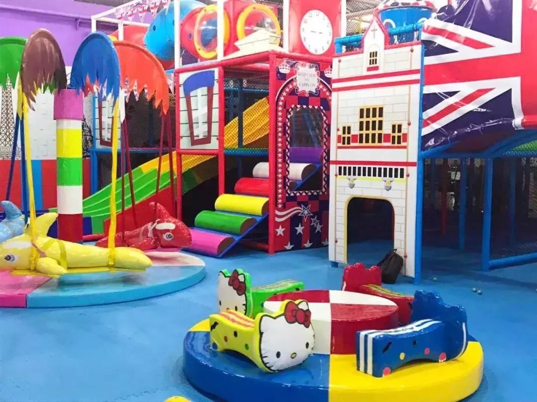 1500㎡大场地佛山迪乐尼儿童乐园299元1大1小淘气堡蹦床投影沙池模拟