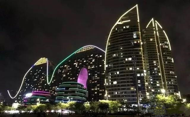 在1040中建筑物居然能把人洗脑说出来你能笑掉大牙