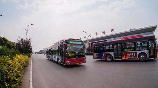 本报讯(记者 孙会芳)中山路(新元高速—珠峰大街)拓宽改造工程竣工