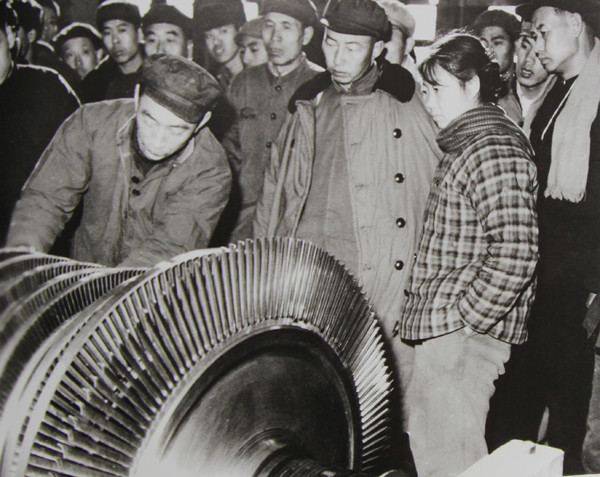 上世纪80年代,山西省长治粮食机械厂大门山西省粮食机械厂山西防爆