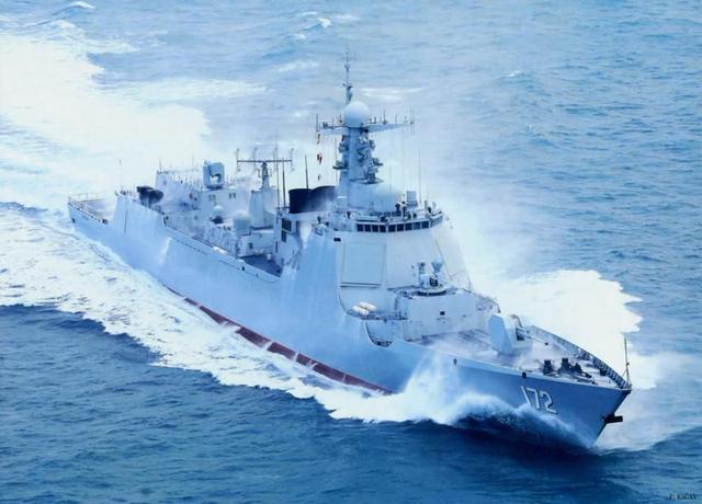 中国批量建造052e驱逐舰提高远洋战力韩媒体已超越韩国海军