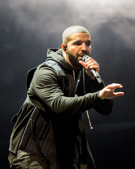 "麻辣鸡"婚后改随夫姓,德雷克回应票价高,梁铉锡被曝涉嫌赌博_肯尼斯