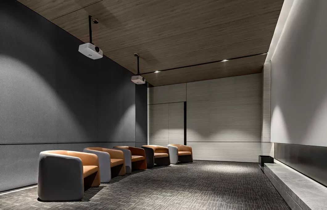 【dia丹健&微塔设计】将看似无形的设计融入到每一个角落,让一切过度