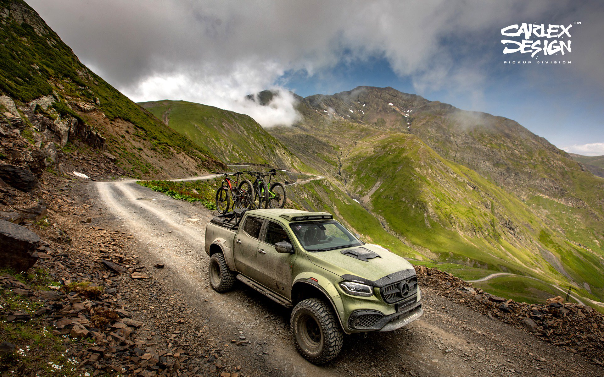 奔驰x-class燃爆豪华越野概念改装 - 更适合爬山涉水