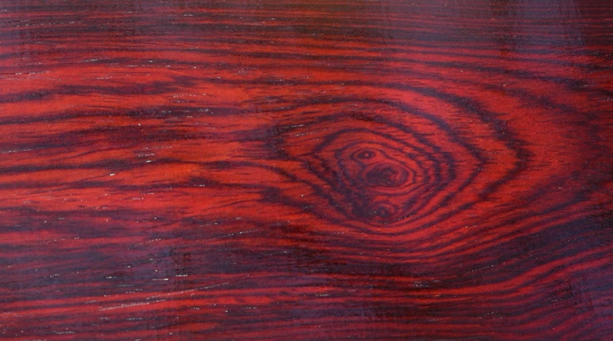 红酸枝木如何鉴别这七种木材特征不可忽视