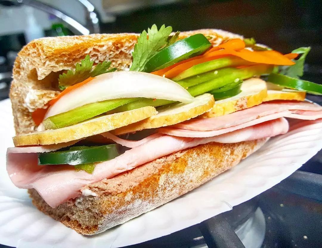 欧洲街头美食大搜罗大家一起逛吃逛吃