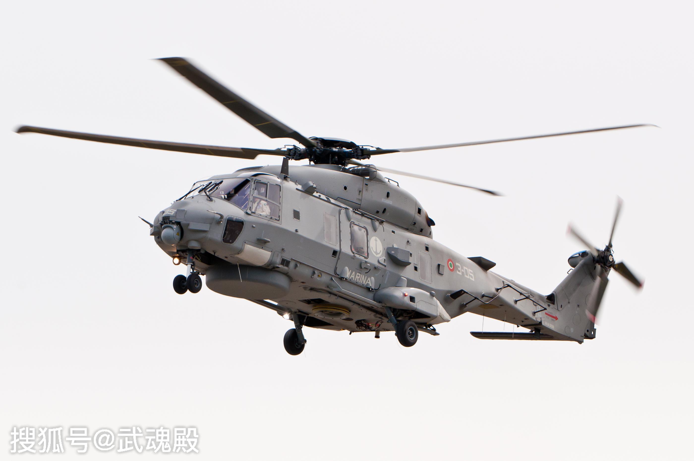 aw139直升機aw139是意大利生產的中型雙發直升機,可以在全天候,全天