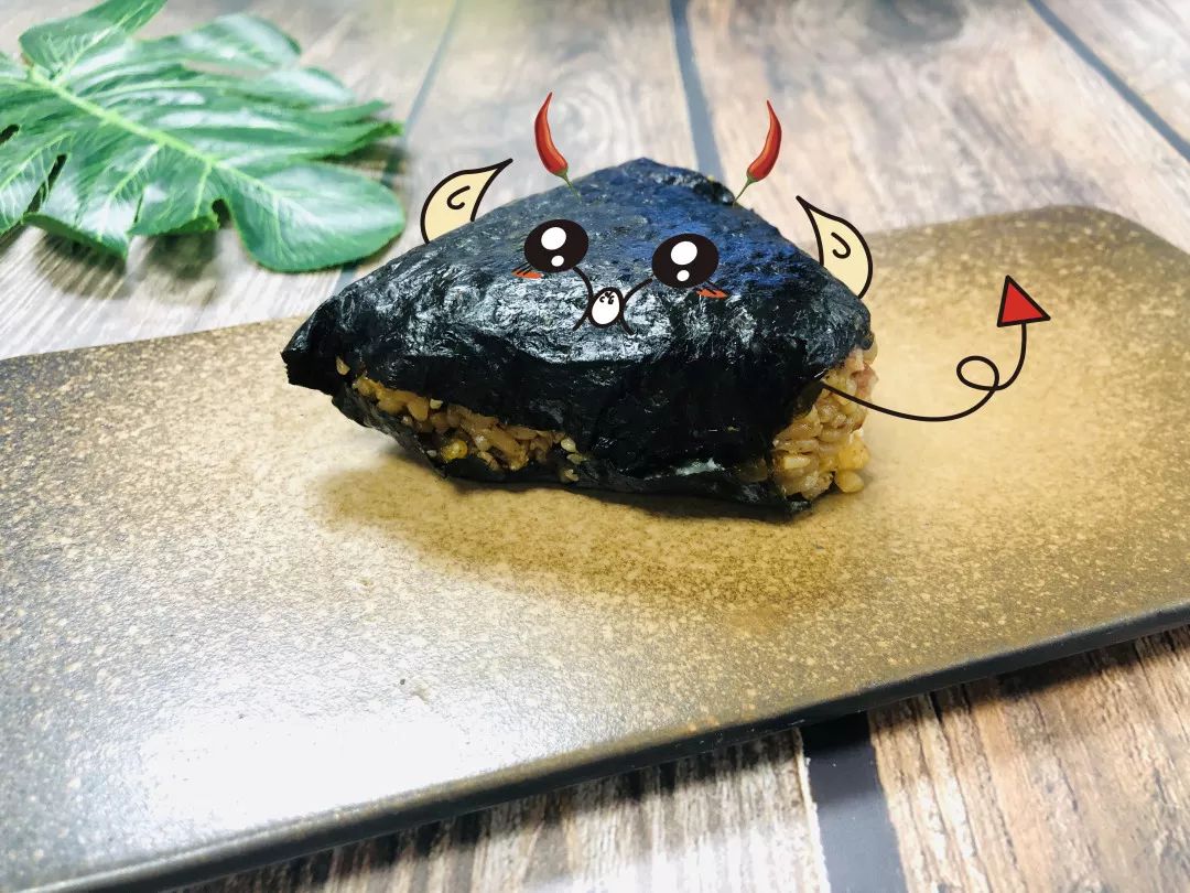 罗森小魔王降生一吃就上头的恶魔饭团魔性体验停不下来