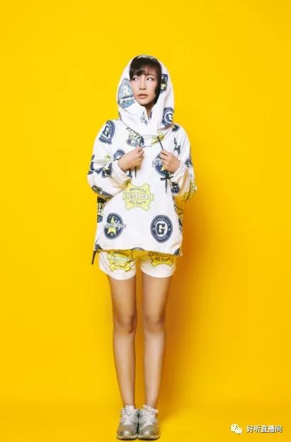 《华丽上班族》好朋友传媒旗下主持人赛娜《赛娜亲子课堂》好朋友传媒