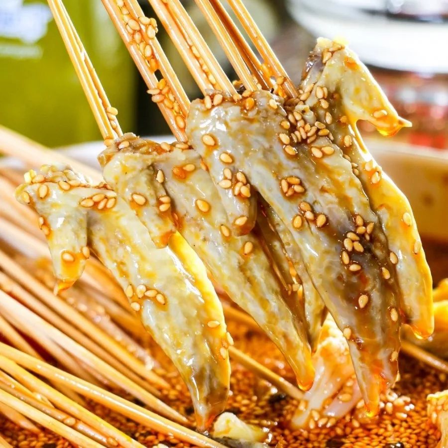 鸡皮 郭鸡片·钵钵鸡>————————软糯的鸡皮,又耙又入味.