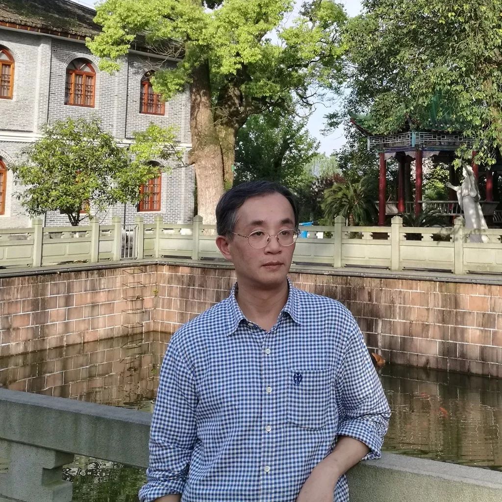 一个作家,也可以活得像彭学军