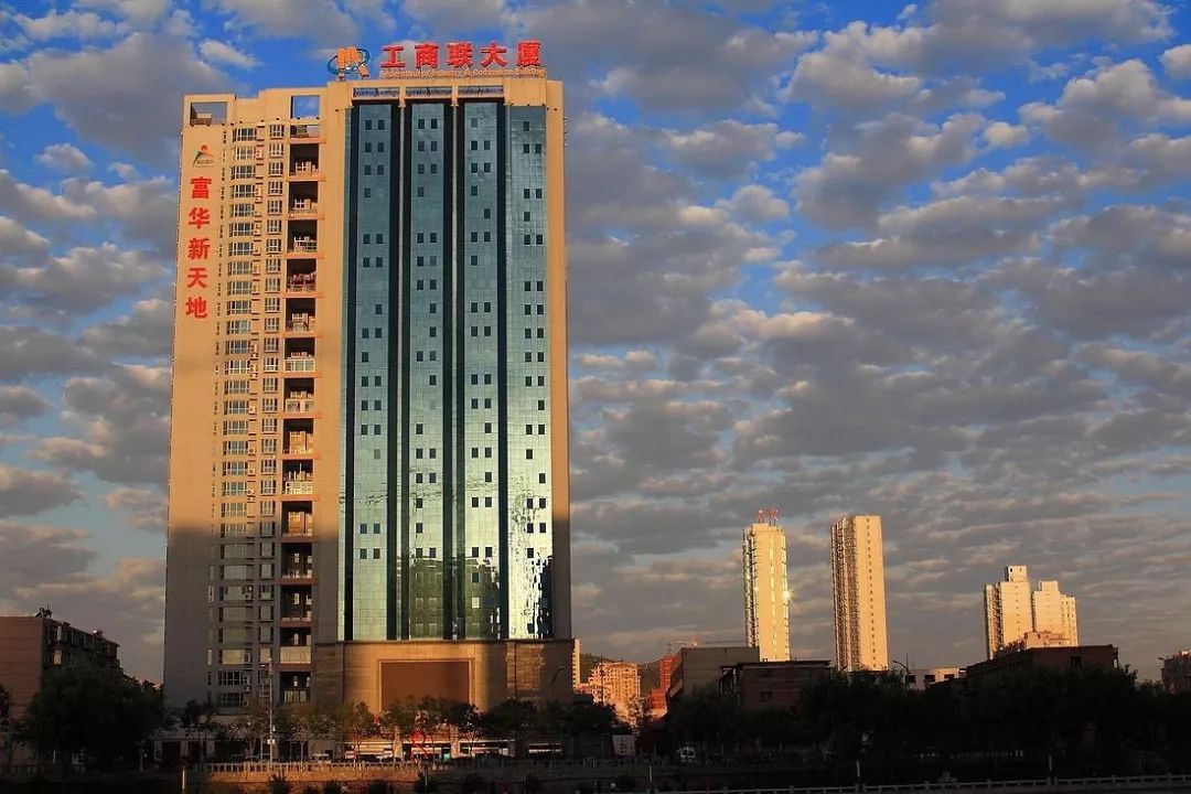 看了承德十二时辰你就读懂了承德人的一天