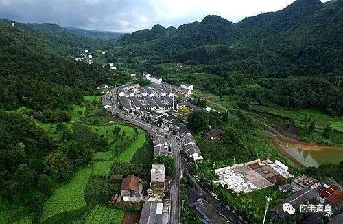 四力四全鄉村行道真自治縣洛龍鎮一村一業壯大集體經濟