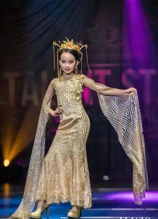 国际风尚2019国际风尚少儿模特大赛tanzanite组冠军张嘉悦