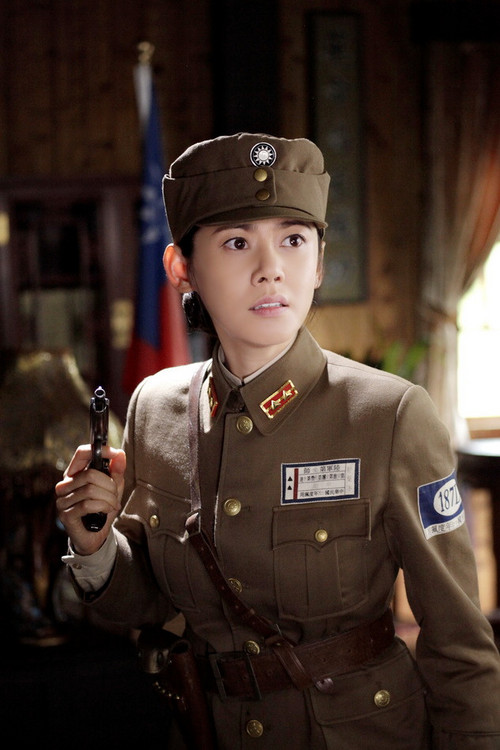 秋瓷炫和山影天团一样,蒋晓荣制片人 于荣光导演 王倦编剧组成了一个