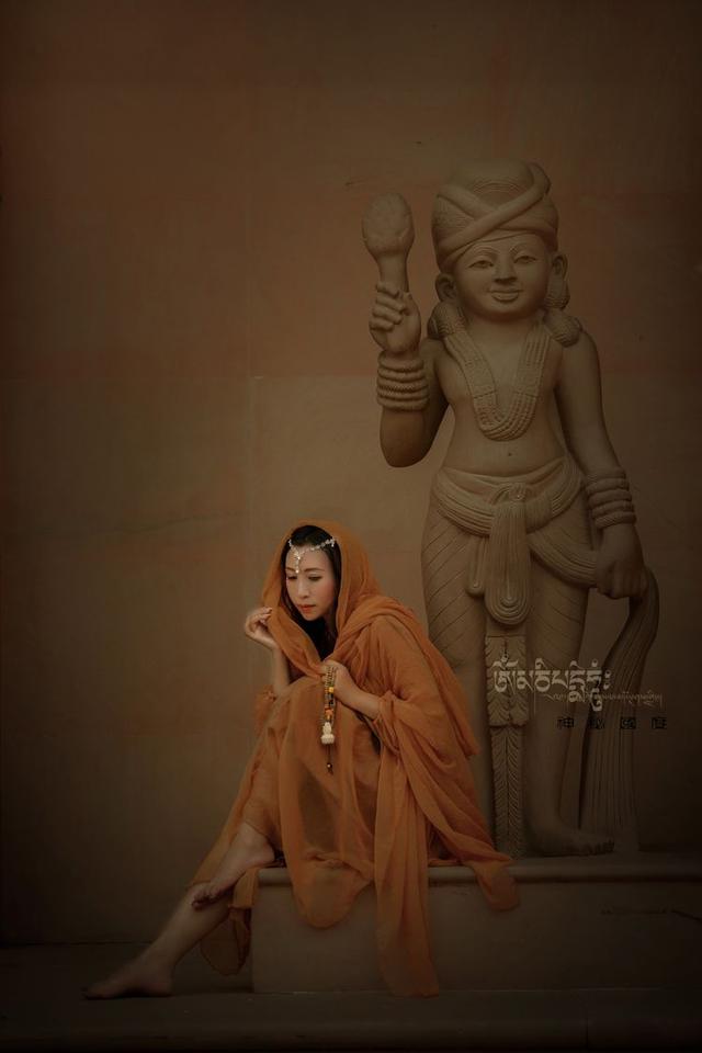 人像摄影洛阳万国佛殿异域美景神秘女子