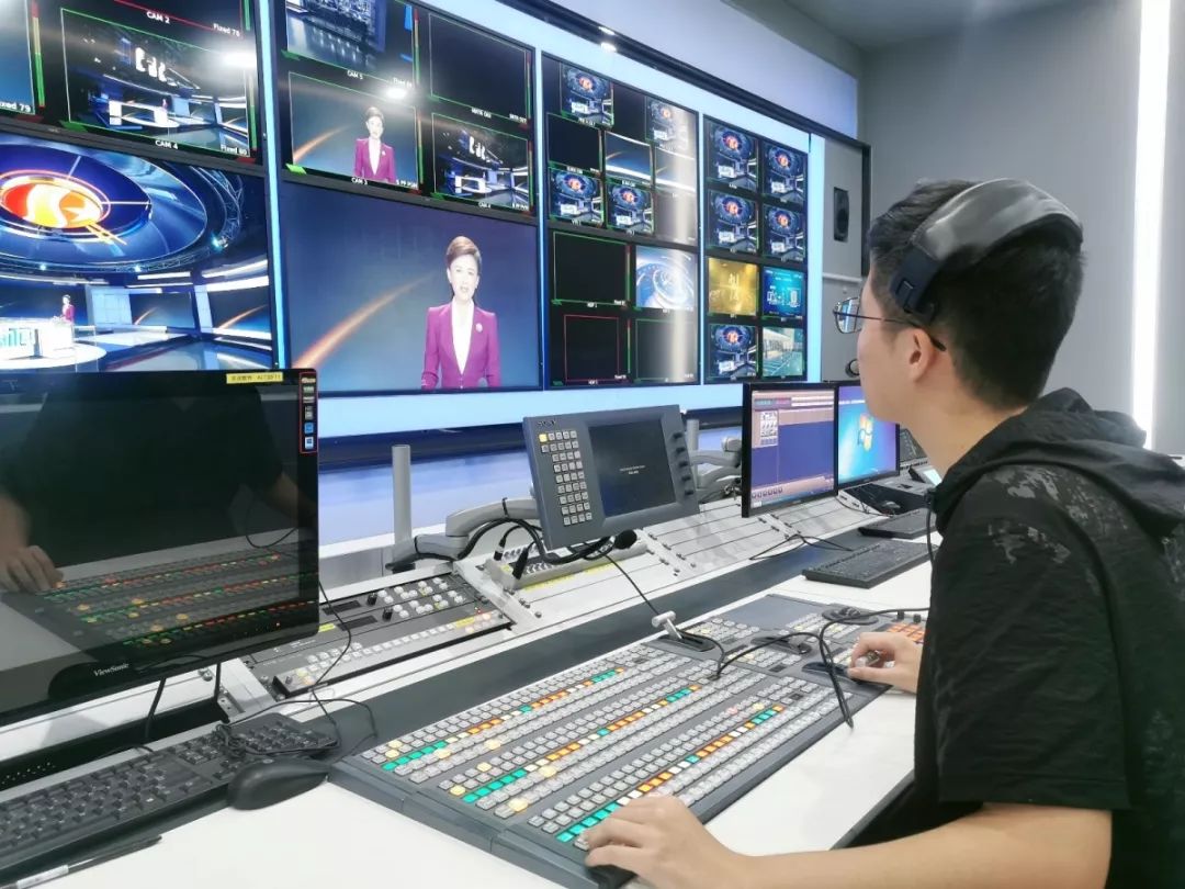 摄影学院暑期实习系列报道④—— 泰州广播电视台