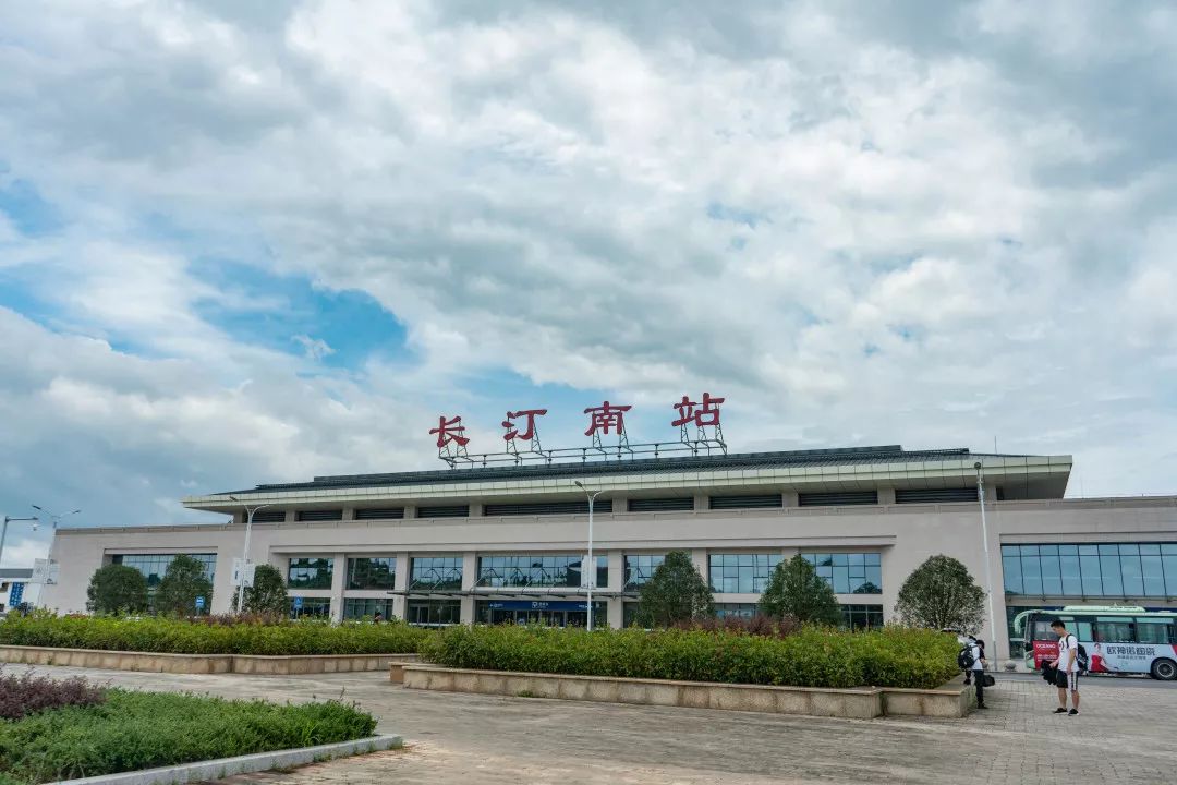 社会实践红色龙岩行社会实践团